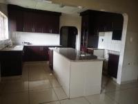 Kitchen - 17 square meters of property in Everest Heights