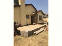 3 Bedroom 2 Bathroom House to Rent for sale in Witpoortjie