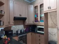 Kitchen - 25 square meters of property in Cinderella