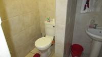 Bathroom 2 - 9 square meters of property in Cinderella