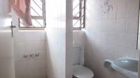 Bathroom 1 - 3 square meters of property in Laudium