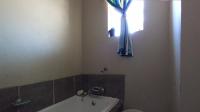 Bathroom 1 - 5 square meters of property in Fleurhof