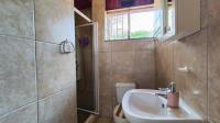 Bathroom 2 - 4 square meters of property in Sasolburg