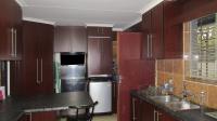 Kitchen - 40 square meters of property in Secunda