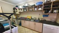 Scullery - 11 square meters of property in Bendor Park