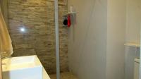 Bathroom 1 - 5 square meters of property in Bethal