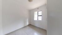 Bed Room 2 - 9 square meters of property in Queensburgh