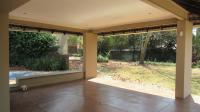 Patio - 39 square meters of property in Ferndale - JHB