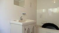 Bathroom 1 - 8 square meters of property in Ferndale - JHB