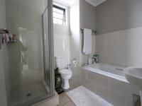 Main Bathroom of property in Rooihuiskraal North