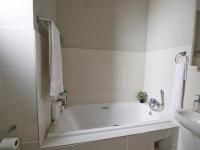 Main Bathroom of property in Rooihuiskraal North