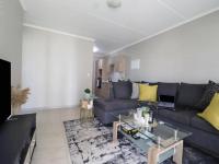 Lounges of property in Rooihuiskraal North