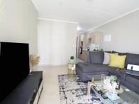 Lounges of property in Rooihuiskraal North