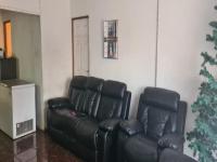 Lounges of property in Lenasia