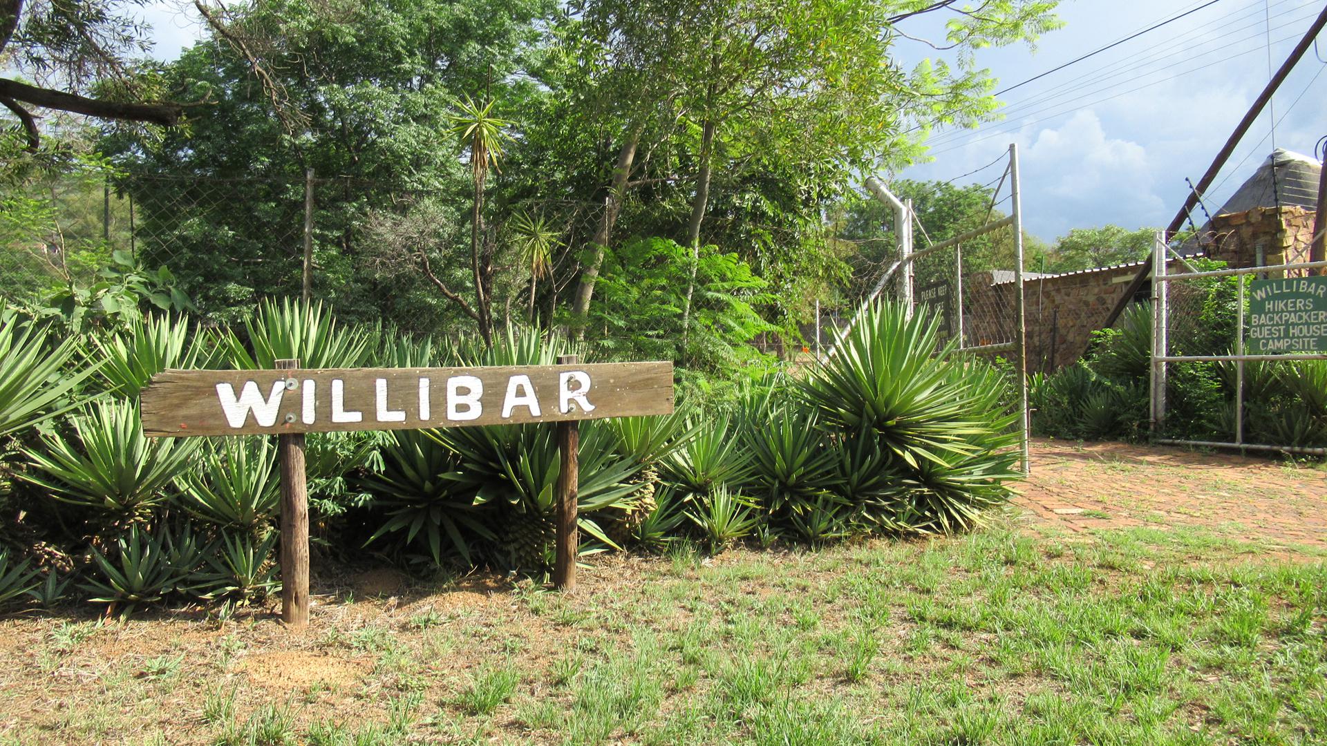 Front View of property in Hartbeespoort