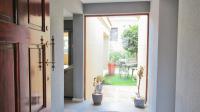 Spaces - 9 square meters of property in Halfway Gardens