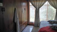 Main Bedroom - 25 square meters of property in Declercqville