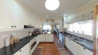 Kitchen - 16 square meters of property in Wembley