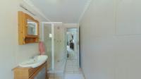 Bathroom 1 - 6 square meters of property in Wembley