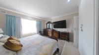 Main Bedroom - 22 square meters of property in Wembley