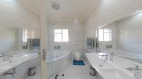 Main Bathroom - 8 square meters of property in Wembley