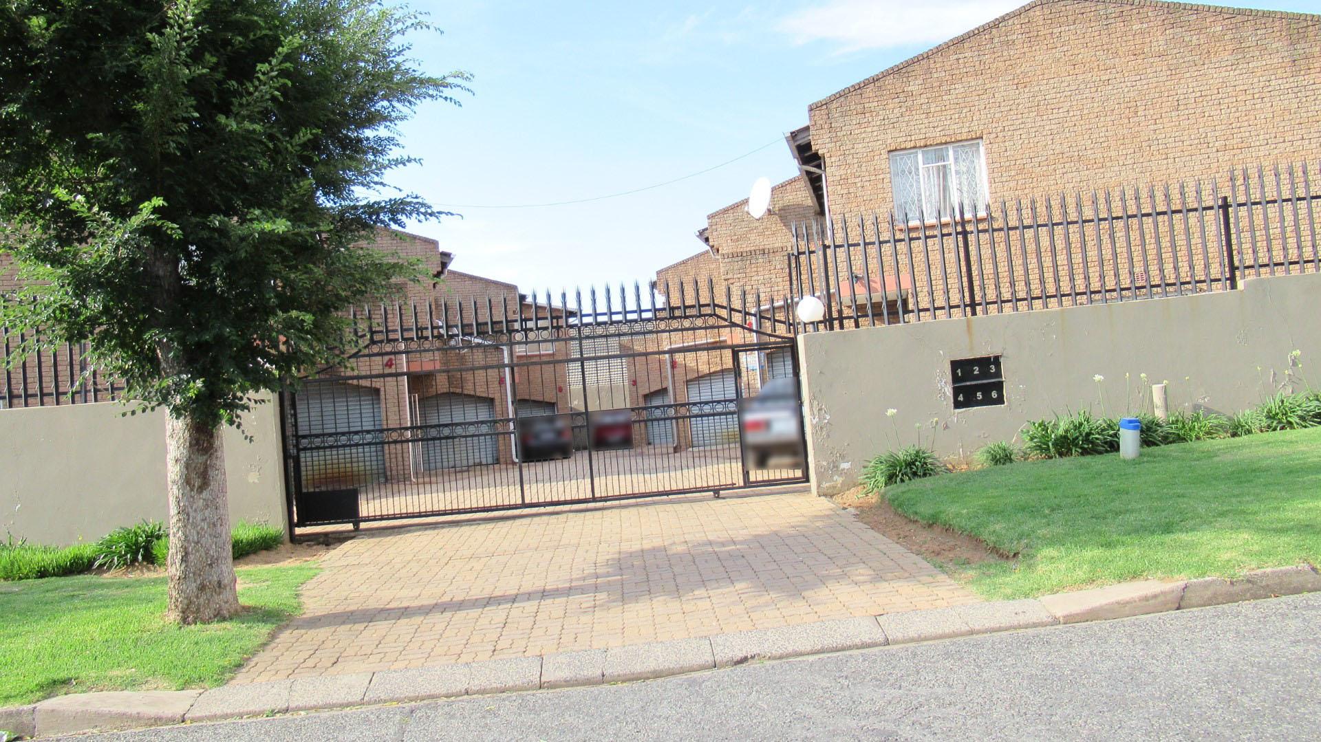 Front View of property in Forest Hill - JHB