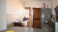 Kitchen - 6 square meters of property in Elspark