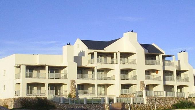 2 Bedroom Apartment for Sale For Sale in Langebaan - Home Sell - MR489445