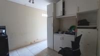 Flatlet - 32 square meters of property in Summer Greens