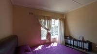 Bed Room 1 - 10 square meters of property in Sophiatown