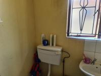 Bathroom 1 - 6 square meters of property in Dawn Park