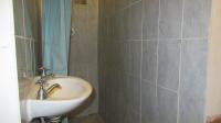 Bathroom 3+ - 11 square meters of property in Randpark Ridge