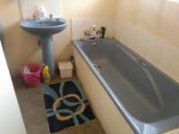 Bathroom 1 of property in Seshego