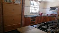 Kitchen - 26 square meters of property in Umtentweni