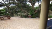 Patio - 33 square meters of property in Umtentweni