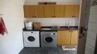 Kitchen - 26 square meters of property in Umtentweni