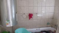 Bathroom 1 - 5 square meters of property in Protea Glen