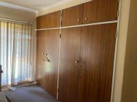 Main Bedroom - 24 square meters of property in Kanonkop