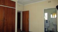 Main Bedroom - 24 square meters of property in Kanonkop