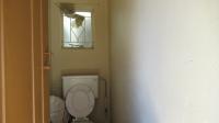 Staff Bathroom - 3 square meters of property in Kanonkop