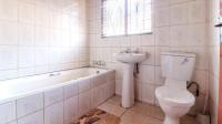 Bathroom 1 - 5 square meters of property in Protea Glen