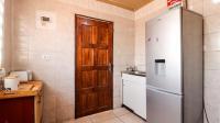 Kitchen - 8 square meters of property in Protea Glen