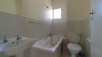 Bathroom 1 - 3 square meters of property in Eden Glen