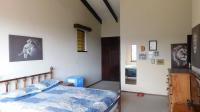 Main Bedroom - 30 square meters of property in Pinetown 