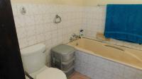 Main Bathroom - 5 square meters of property in Pinetown 