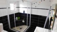 Main Bathroom - 7 square meters of property in Westville 