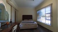Bed Room 2 - 14 square meters of property in Theresapark