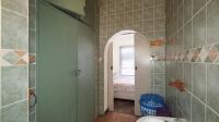 Bathroom 2 - 7 square meters of property in Theresapark