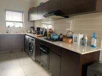 Kitchen - 10 square meters of property in Greenstone Hill