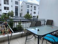 Balcony - 11 square meters of property in Greenstone Hill